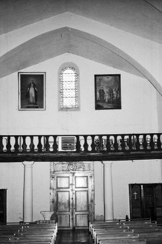 Tulette. - La tribune de l'église Saint-Pierre.