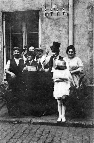 A droite Georges et Marguerite Januel les parents de Serge.