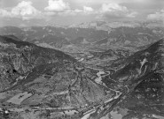Vue aérienne de la vallée de la Drôme.