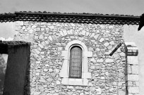 Pradelle.- Détail de la façade sud de l'église Saint-Pierre.