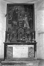 Puygiron. - Tableau et retable du XVIIe siècle au dessus de l'autel de la chapelle Saint-Bonnet.