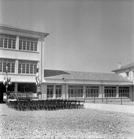 Bourg-lès-Valence. - L'inauguration de l'école Jean Vacher.