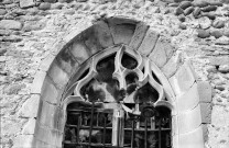 Châteauneuf-de-Galaure.- Détail de la chapelle Saint-Pierre de l'ancien prieuré de Cordeliers, au hameau de Charrières.