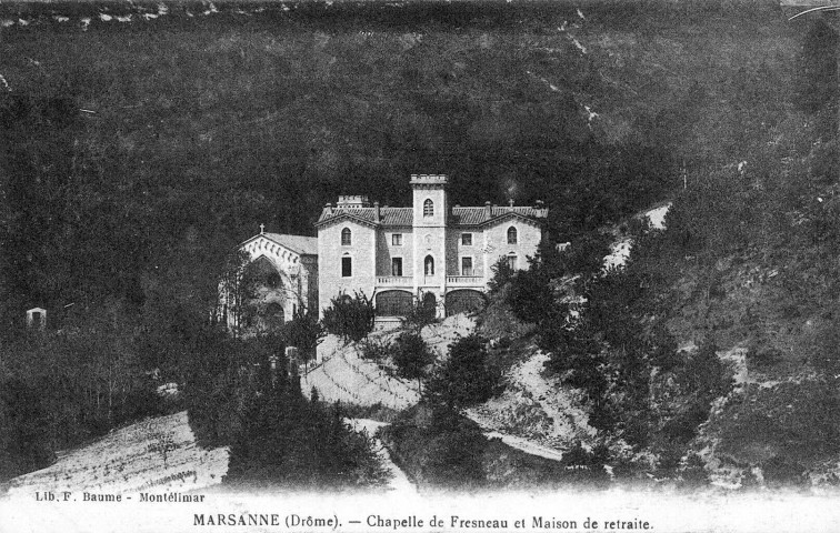 La Maison d'accueil Saint-Joseph et la chapelle sanctuaire Notre-Dame de Fresneau.