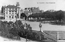 Valence.- L'esplanade du Champ de Mars et la Poste.