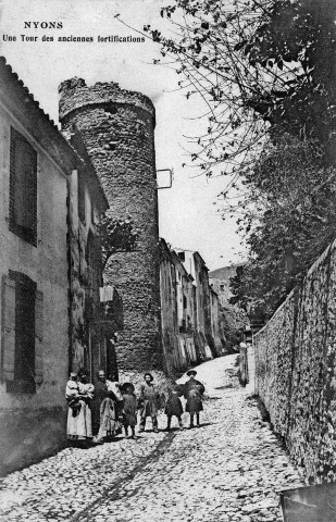 Rue Pierre Toesca, quartier des Forts.