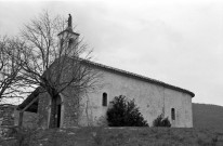 Arpavon. - La façade sud de la chapelle Notre-Dame de la Consolation.