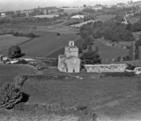 Vue aérienne de l'église Saint-Pierre et Saint-Paul.
