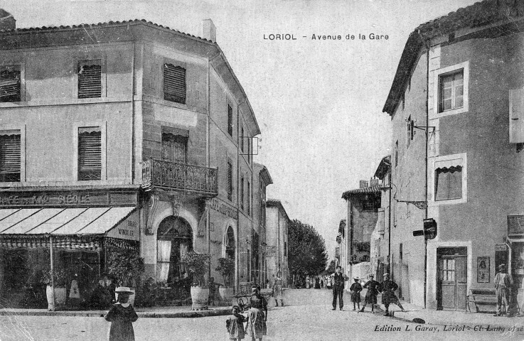 Loriol-sur-Drôme.- L'actuelle avenue du Général de Gaulle.