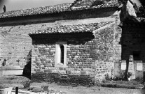 Rochebaudin. - La façade sud de la sacristie de la chapelle du cimetière.