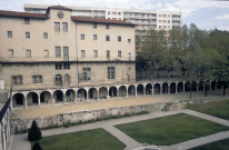 Romans-sur-Isère.- Le musée, l'ancienne école supérieure.