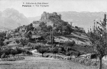 Piègros-la-Clastre.- Les ruines du château, fief des comtes de Valentinois, cité en 1358.