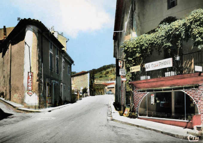 Puy-Saint-Martin.- Grande Rue.