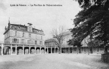 Valence.- La cour du Collège et Lycée Émile Loubet.