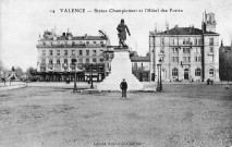 Valence.- La Poste (1902) du Champ de Mars.