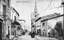 Grâne.- Le clocher vu de Grande Rue.