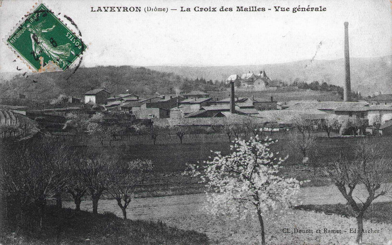 Le hameau de la Croix des Mailles.