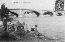 Valence.- Le pont de pierre sur le Rhône, inauguré en 1905, vu de l'Ardèche.