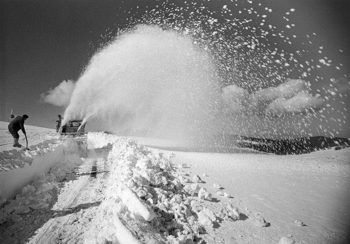 Bouvante.- Chasse-neige de la station de ski Font-d'Urle.