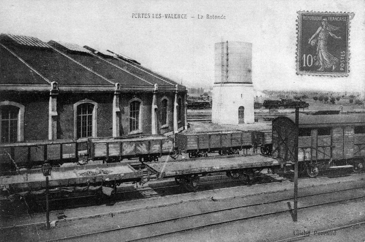 Portes-lès-Valence.- Les dépôts de la gare de triage.