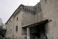 Montclar-sur-Gervanne.- Le château de la Vachères.