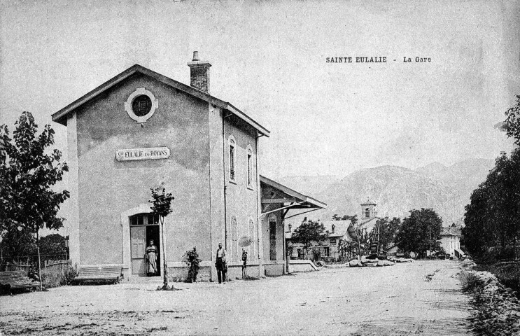 Sainte-Eulalie-en-Royans.- La gare de la ligne Bourg-de-Péage Sainte-Eulalie-en-Royans et en 1904 Pont-en-Royans.