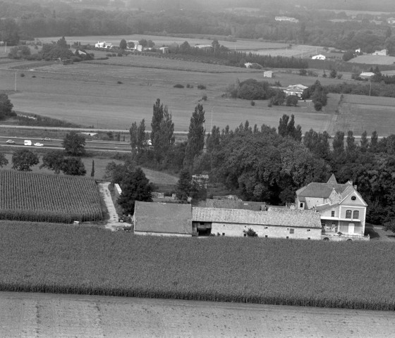 Vue aérienne du château.