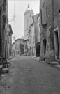 Donzère. - La tour de l'Horloge Grande Rue.