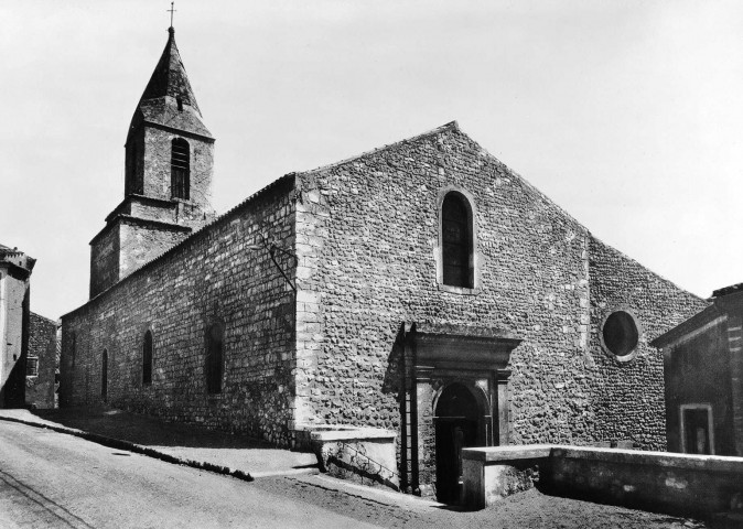 Donzère.- L'église Saint-Philibert était celle d'une abbaye de l'ordre de Saint-Benoît.