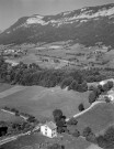Saint-Julien-en-Vercors.- Vue aérienne des environs du village.