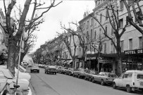 Valence.- L'avenue Pierre Sémard.