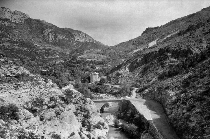 Buis-les-Baronnies. - Les gorges d'Ubrieux.