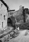 La Bégude-de-Mazenc. - Ruelle de l'ancien village Châteauneuf-de-Mazenc.