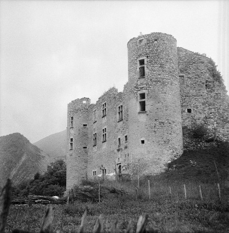 La Charce.- Le château avant restauration.