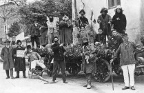 Char décoré à la fête des Laboureurs de 1914, quartier des Faucons.