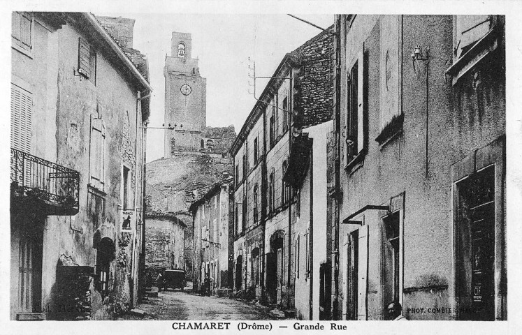 Chamaret.- Vue du donjon (7,35 m).