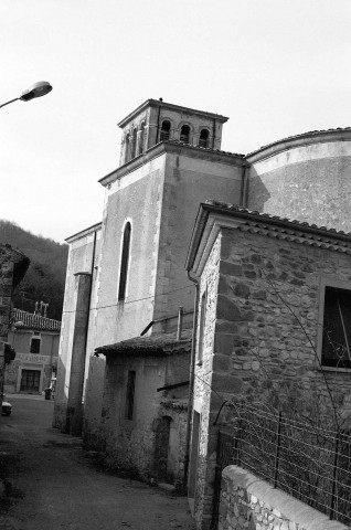 Bourdeaux.- Façade sud de l'église Saint-Savin.