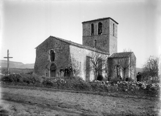 Sainte-Jalle.- L'église Notre-Dame de Beauvert.