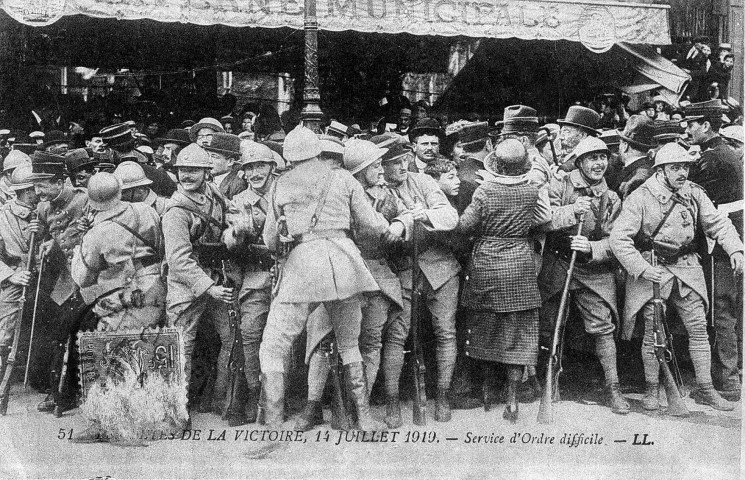 Guerre 1914-1918. - Le jour des fêtes de la Victoire le 14 juillet 1919.