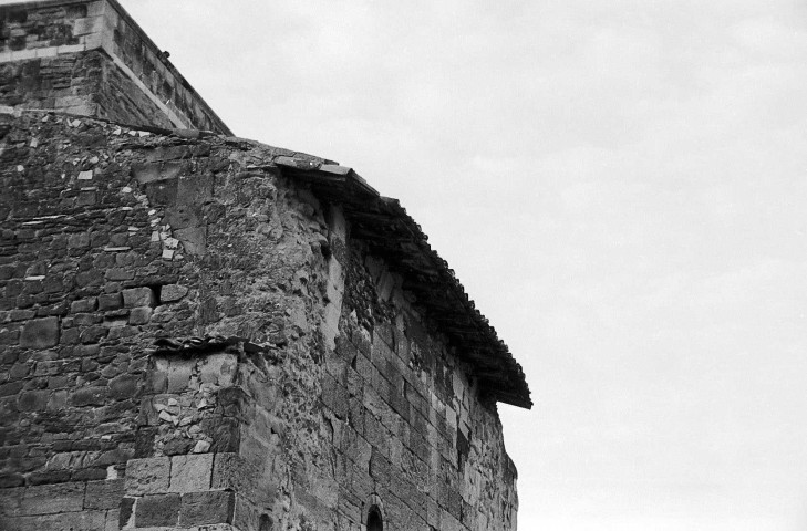 Beaumont-lès-Valence. - Détail du chevet de l'église Notre-Dame.