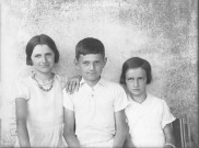 Charols, château de Salettes. - Marie-Thérèse Champin, Jacques Champin et Françoise Champin.