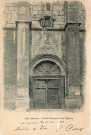 Porte de l'église Notre-Dame.