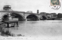 Le pont sur le Rhône.