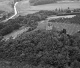 Vue aérienne des ruines du château.