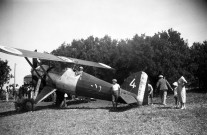 Suze-la-Rousse.- Avion.