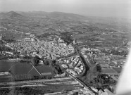 Vue aérienne de la ville et du Roubion.