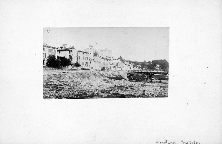 Montélimar. - Pont de bois sur le Roubion.