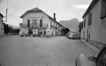 Lus-la-Croix-Haute. - L'hôtel bar le Chamousset.