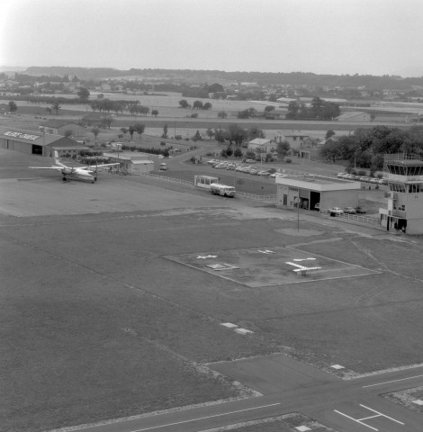 Vue aérienne de l'aérodrome.