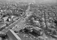 Valence.- Vue aérienne de la caserne Charreton en cours de démolition.